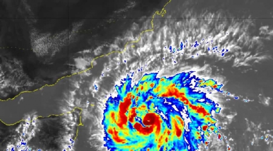 Breaking News : Cyclone - तेज - अब हुआ और भी खतरनाक