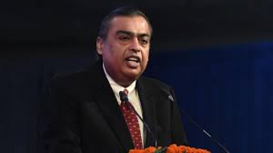 क्या MUKESH AMBANI अब बनना चाहते है Entertainment industries के  किंग ? 