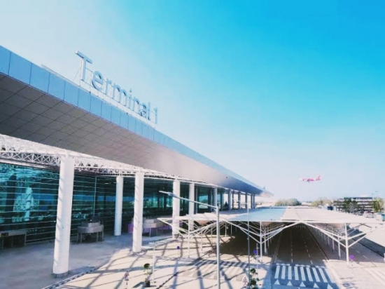 दिल्ली एयरपोर्ट T1 अभी कुछ वक्त और बंद रहेगा 